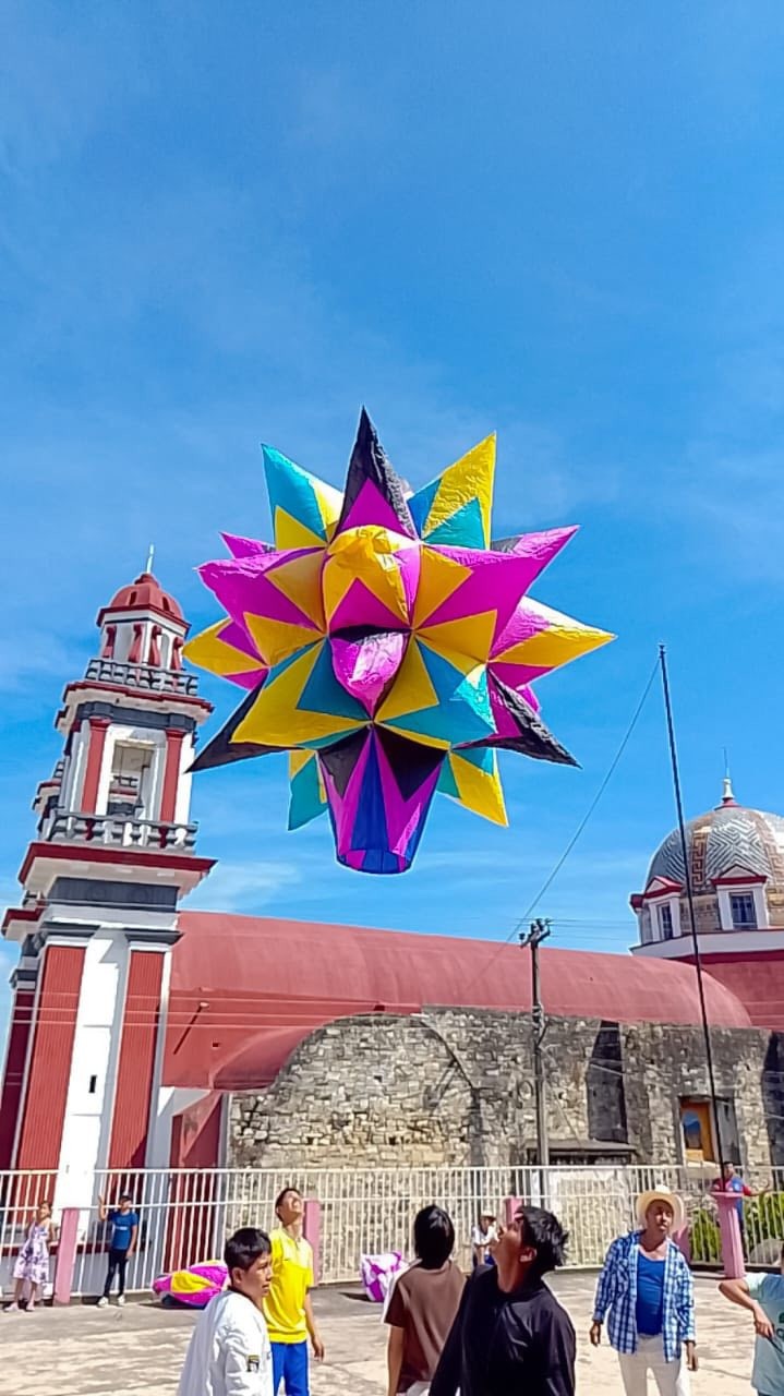 Concurso de elaboración de globos de cantoya